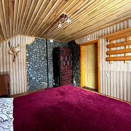 гірська вершина * Slavske